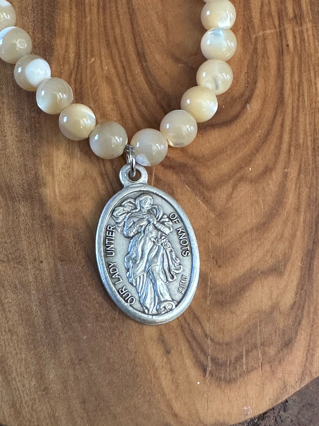 Mother Mary Pendants: Mother of Pearl