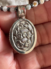 Load image into Gallery viewer, Mother Mary Necklace
