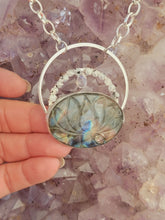 Load image into Gallery viewer, Lotus Necklace
